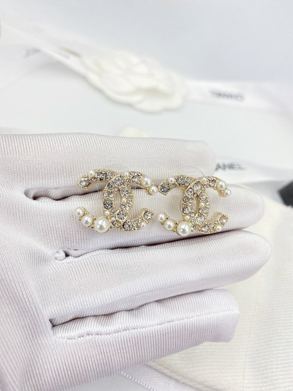 Chanel earrings - Picture 2 of 7